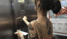 纹身男网红吃瓜,揭秘娱乐圈幕后真相